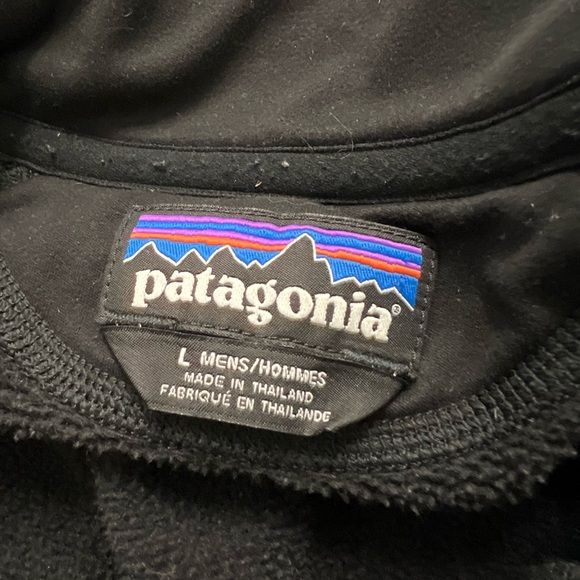 Patagonia Black Zip Up Sweater - Picture 5 of 6